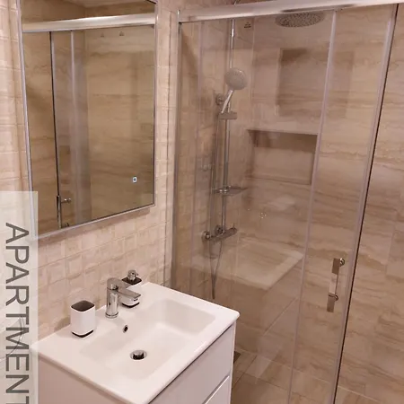 Denis Apartman