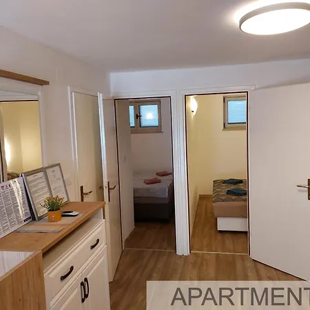 Denis Apartment